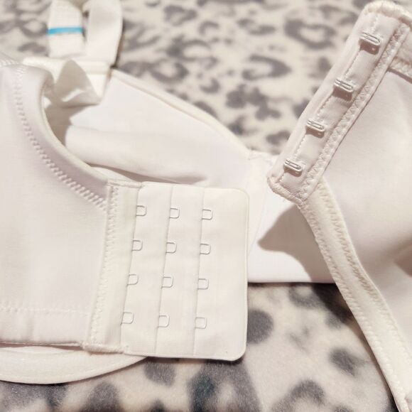 Vanity Fair Bra Size 44C 2pcs One Pink One White!! New Underwire Style 76080 - Picture 12 of 15